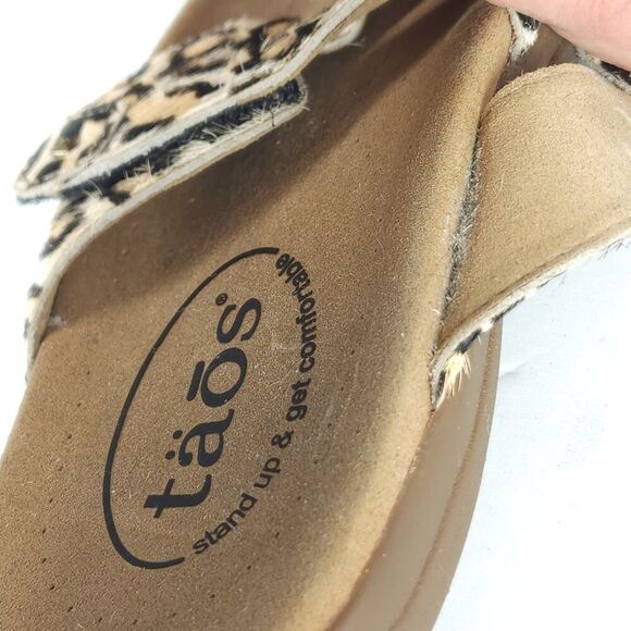 Taos Women’s Double U US9 Leather Calf Hair Cheetah Flat Thong Sandals Shoes - Picture 13 of 16